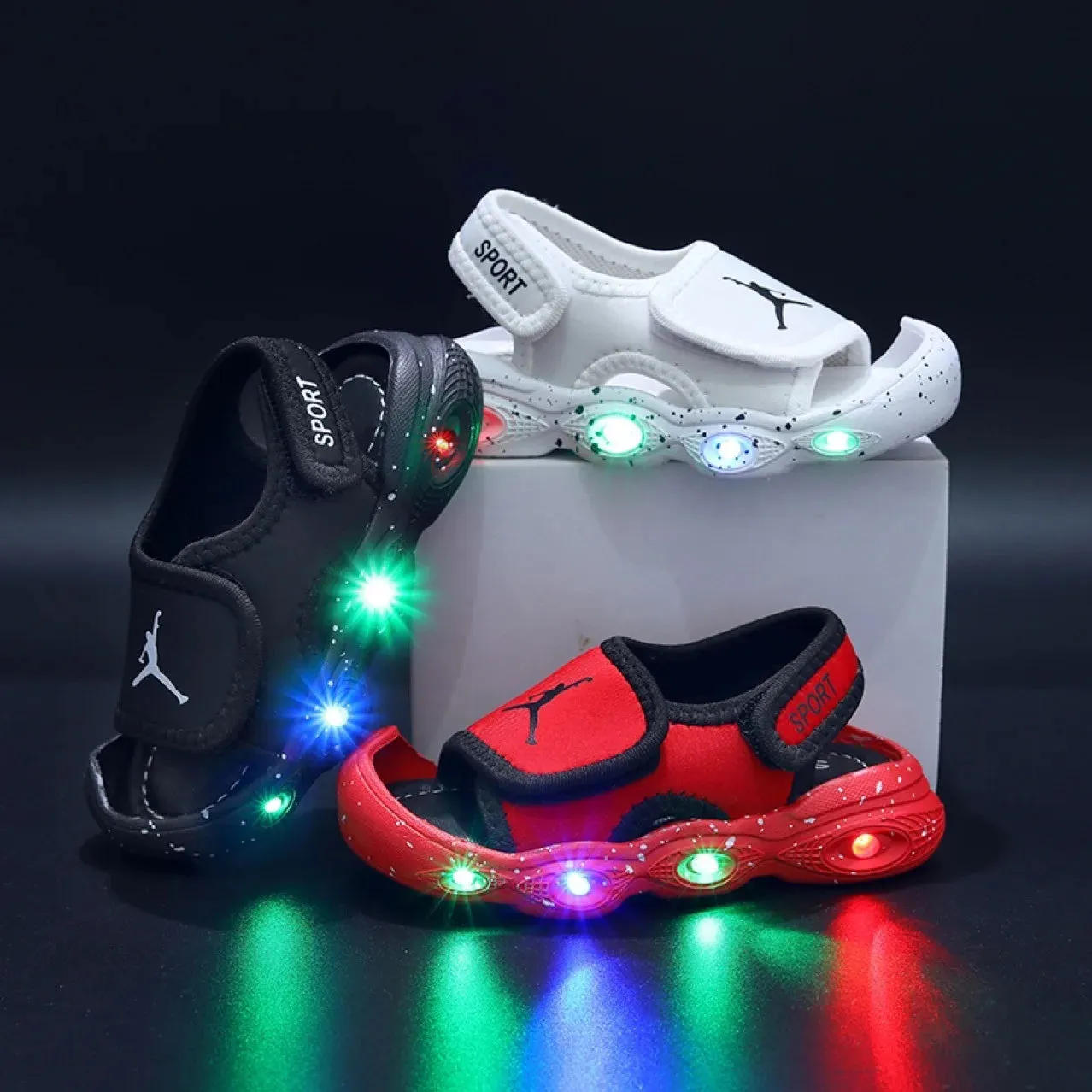 2024 Fashion New Brands LED Lighted Baby Casual Shoes Glowing Cute