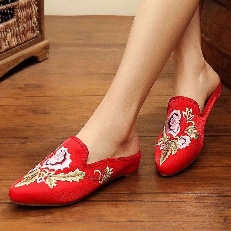 Chinese Embroidery slipper, Women's Slip-on, shoes, flower plant pattern, Embroidered Mule, Low heel