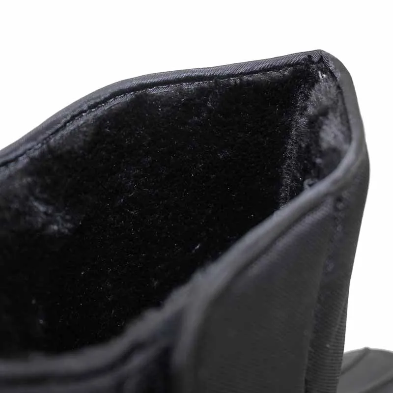 Deluxe Snow Jogger by OUTBOUND