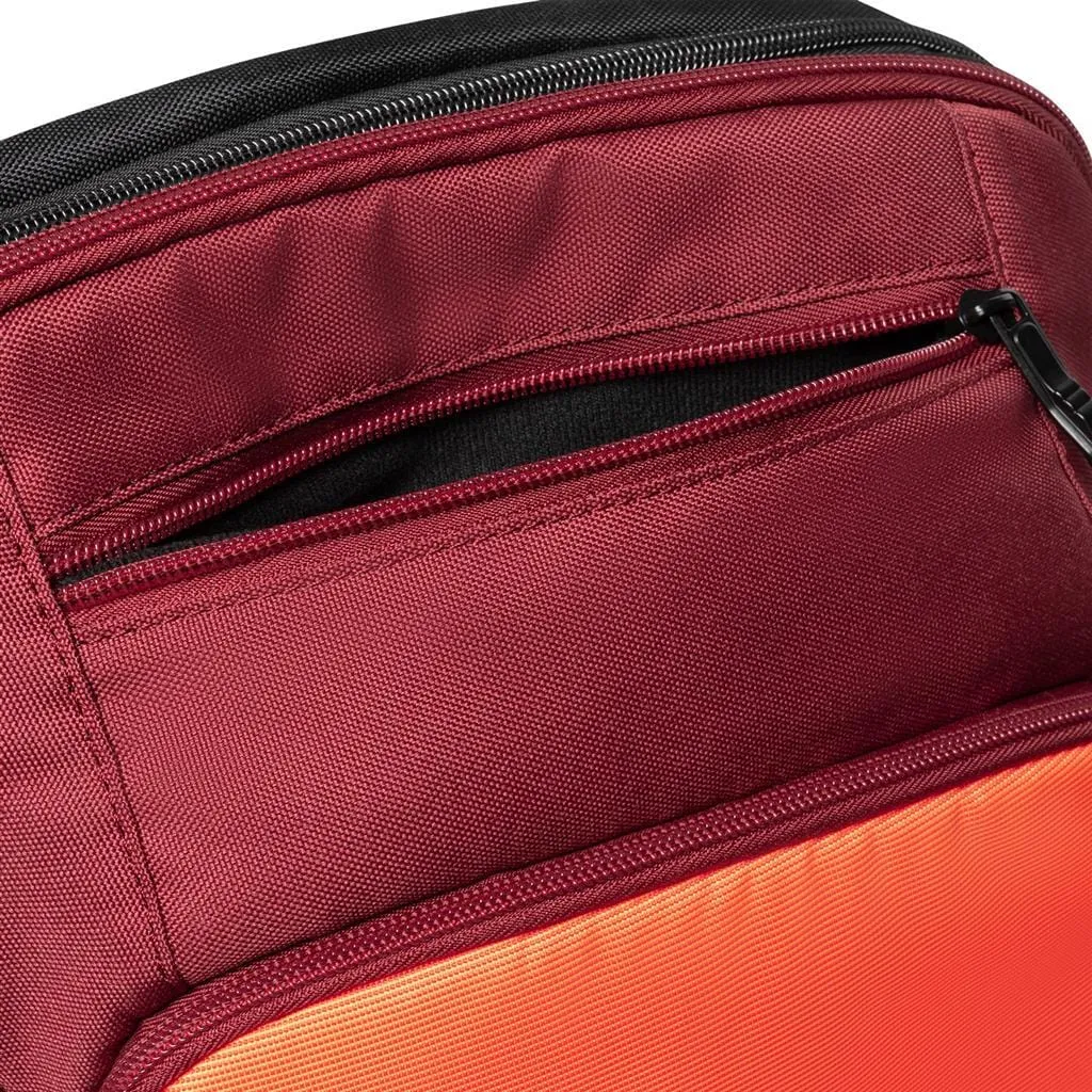 Dunlop CX Performance Badminton Backpack - Black / Red
