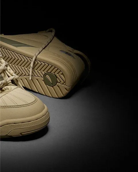 Es The Muska Tan/Green Vegan