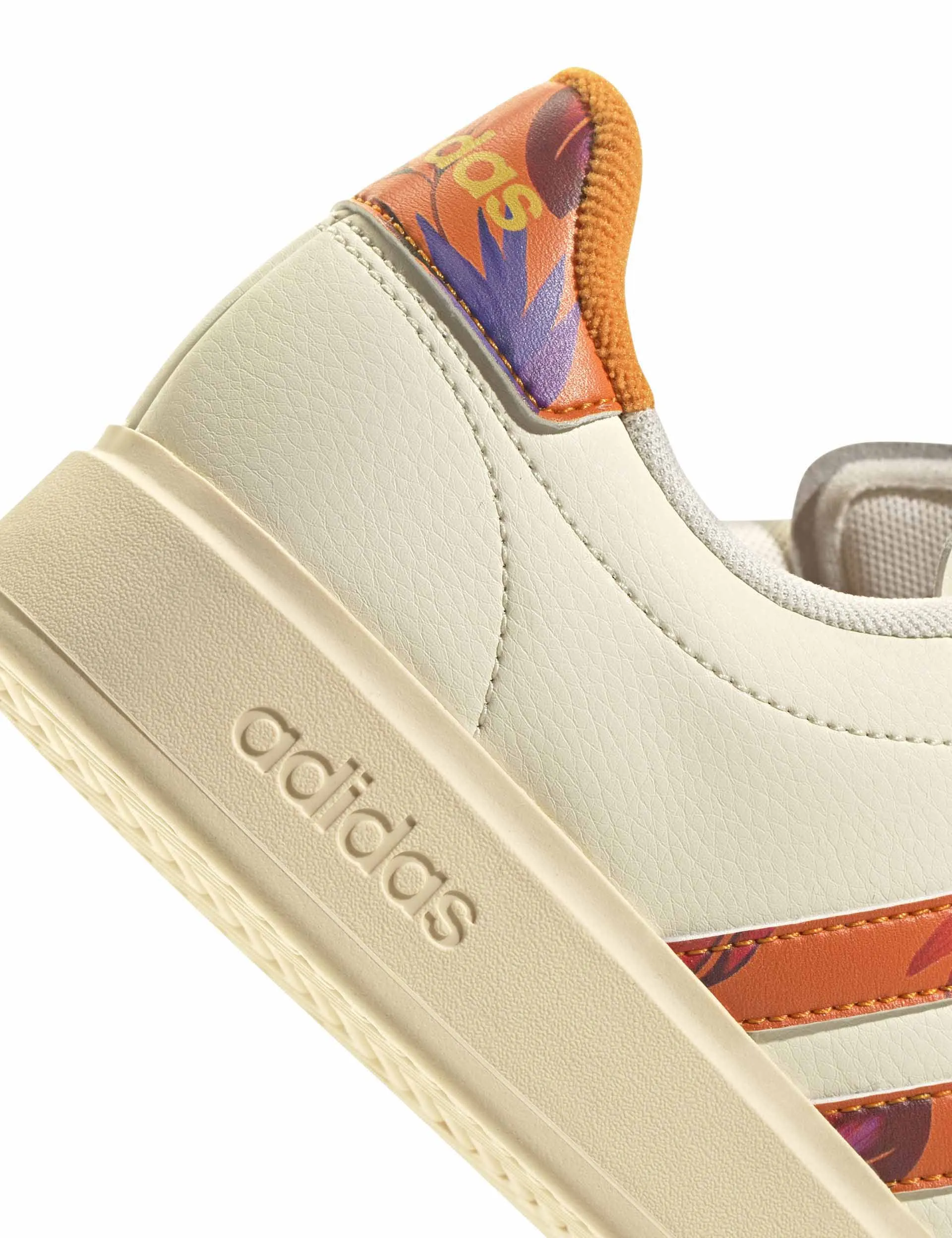 Grand Court 2.0 Shoes - Cream White/Warm Vanilla/Gold Metallic