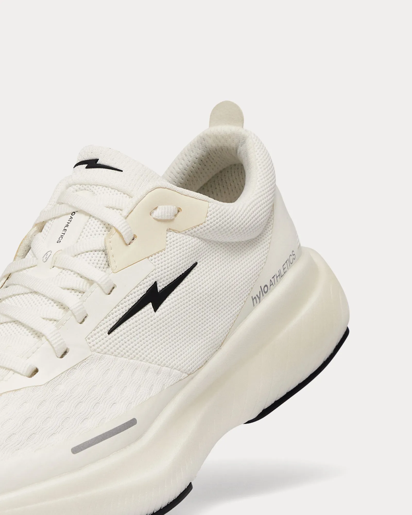 Impact Undyed White Running Shoes