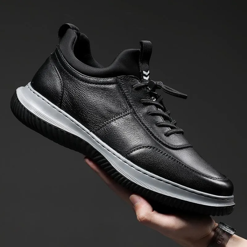 Italian cowhide soft bottom outdoor sports shoes