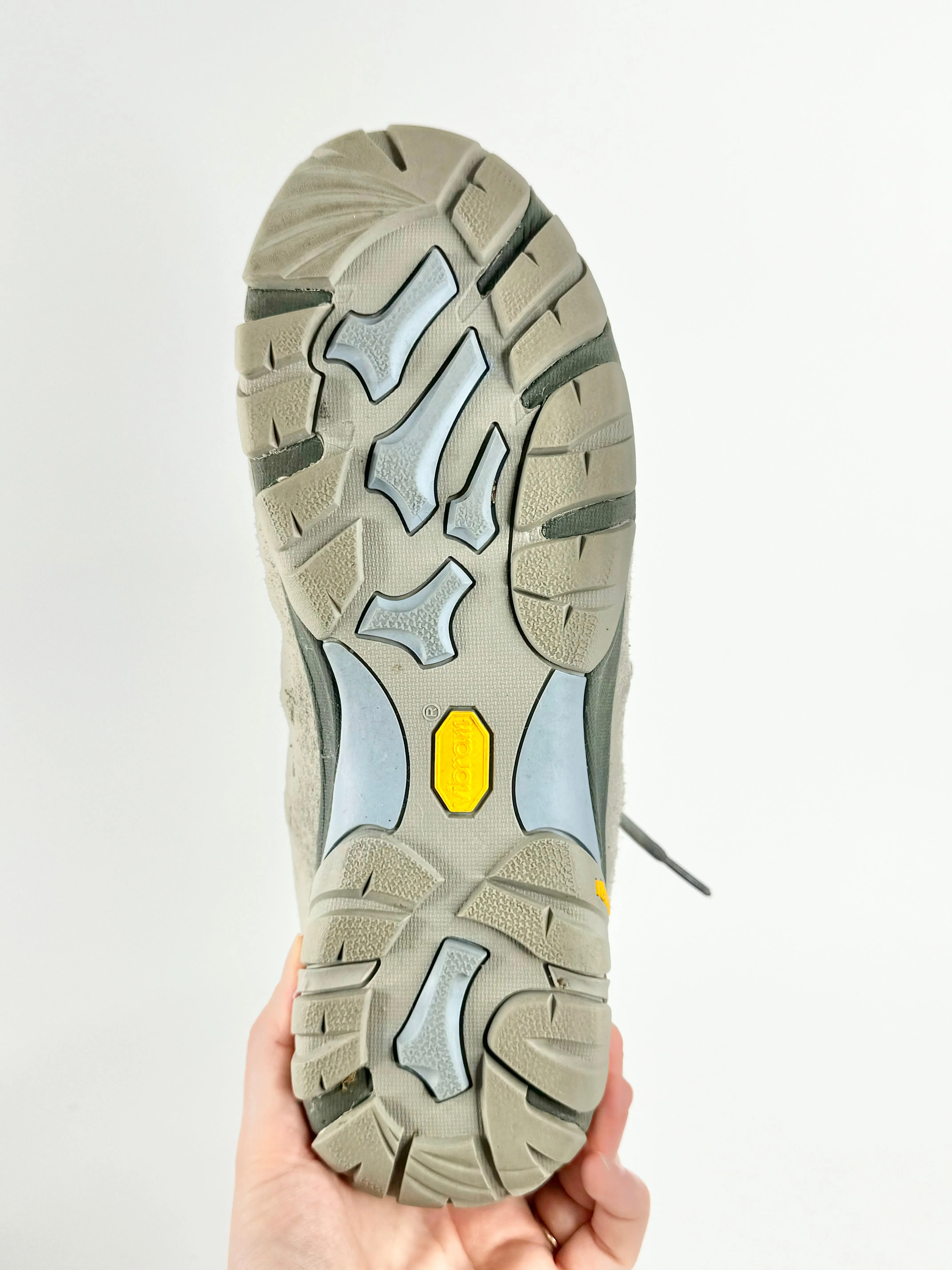 Kathmandu 'Mornington' Grey Trainers - EU43