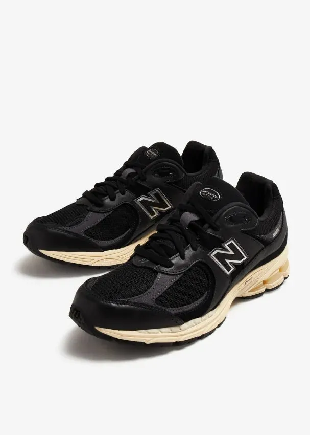 New Balance 2002R Black
