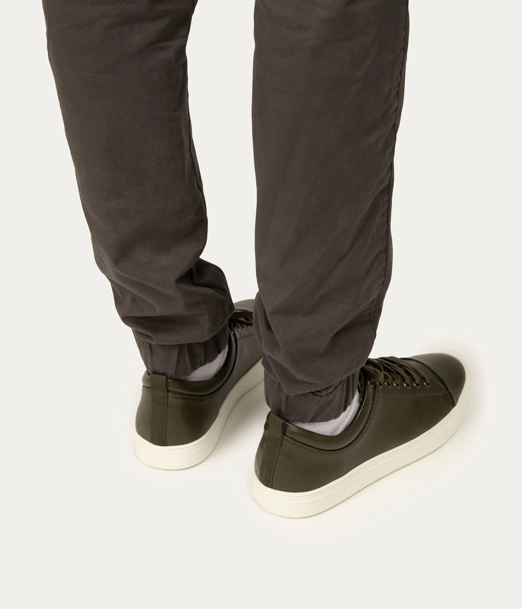 OAK Men's Vegan Running Shoes