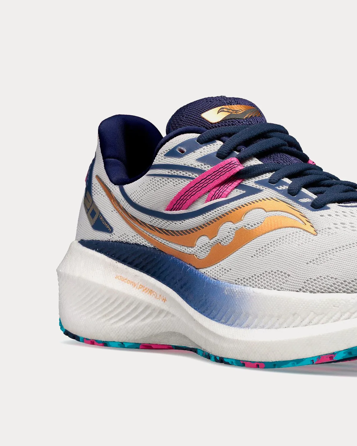 Triumph 20 Prospect Glass Running Shoes