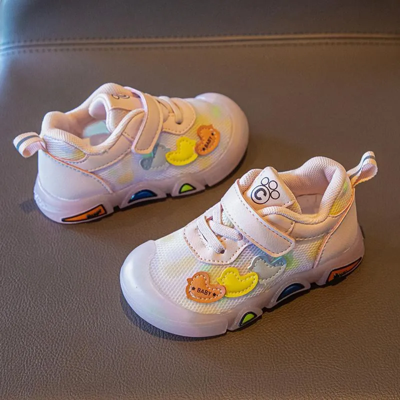 wholesale childrens clothing online Toddler Girl Heart-shape Print Velcro Sport Shoes Wholesale