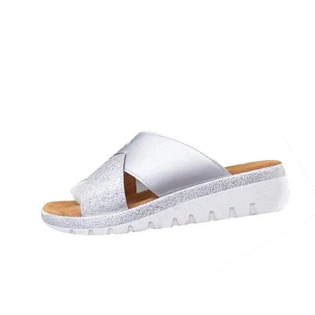Women Outdoor Clip Toe Sandals Mid-heel Wedge Sandals