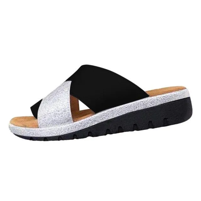 Women Outdoor Clip Toe Sandals Mid-heel Wedge Sandals