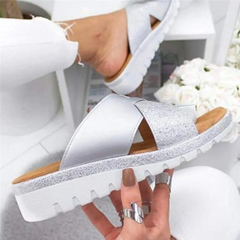 Women Outdoor Clip Toe Sandals Mid-heel Wedge Sandals
